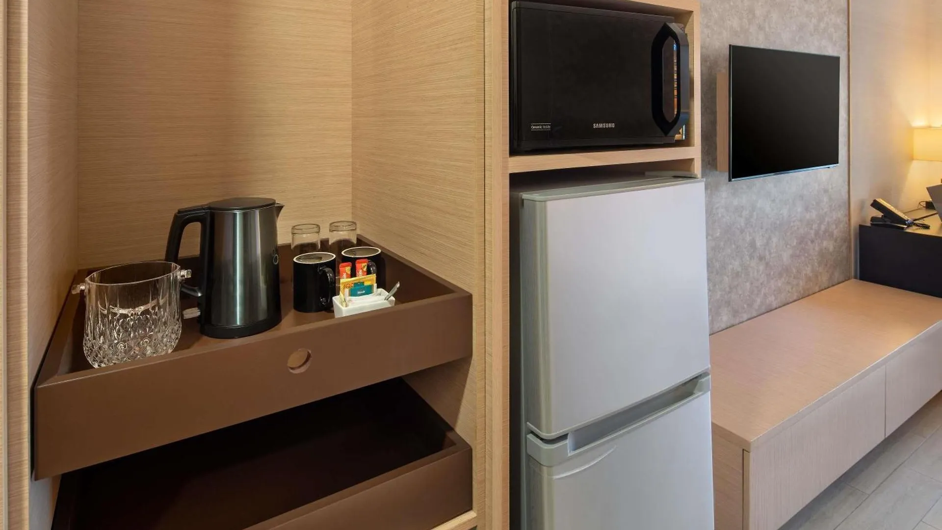 Grand Mercure Singapore Roxy 4*,  سنغافورة